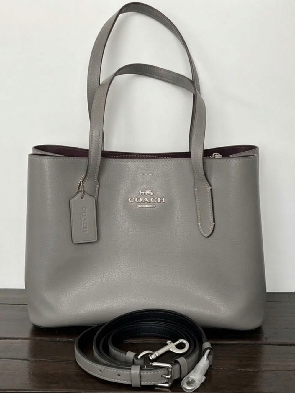Coach 2019 NWOT Avenue Carryall Tote Bag (F48733) Grey with crossbody strap